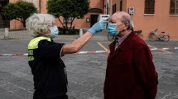 تراجع عدد الإصابات بفيروس كورونا في إيطاليا الى 531 حالة