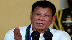 رئيس الفلبين يستجيب لنداء عمال عالقين ويمهل الحكومة أسبوعا