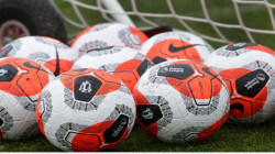 أندية الدوري الانجليزي لكرة القدم توافق على عودة التدريبات الجماعية