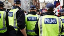 إصابة 7 من الشرطة خلال أحداث عنف في لندن