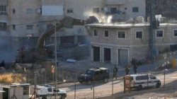 جرافات الاحتلال الإسرائيلي تهدم قاعة أفراح في الطيرة بأراضي الـ48