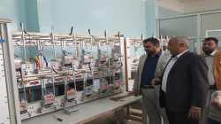 فحص عدادات الكهرباء بالمعمل المركزي بصنعاء