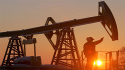 استقرار أسعار النفط وسط مخاوف بانخفاض الطلب