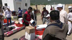 توزيع مساعدات إيوائية للمتضررين جراء السيول في مديرية الجبين بريمة