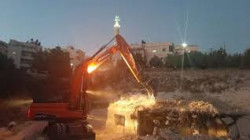 قوات الاحتلال تهدم منزلاً في القدس المحتلة