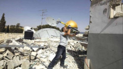  سلطات الاحتلال تجبر مواطن فلسطيني على هدم منزله بالقدس المحتلة