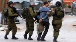 قوات الاحتلال تعتقل عشرة فلسطينيين في الضفة الغربية