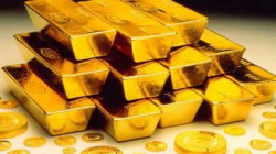 نزول الذهب مع اتجاه المستثمرين للدولار للتحصن من متاعب فيروس كورونا