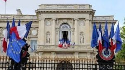فرنسا تدعو أرمينيا وأذربيجان إلى وقف الأعمال العدائية