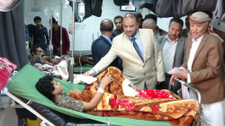 مقبولي وصلاح يطلعان على أحوال الجرحى بمستشفى الثورة بإب
