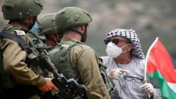 الاحتلال يعتقل 24 مواطنا فلسطينيا من الضفة الغربية المحتلة