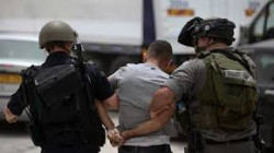 قوات الاحتلال تعتقل 9 فلسطينيين بالضفة والقدس