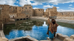 مناقشة سير العمل بفرع هيئة الأراضي والمساحة بعمران