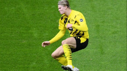 هالاند يسجل 4 أهداف في 32 دقيقة محققاً رقماً تاريخيا في الدوري الألماني