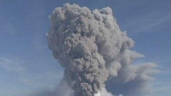 ثوران بركان شرق إندونيسيا دون وقوع وفيات أو مصابين