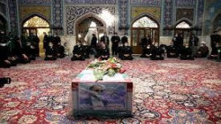 إيران تشيع جثمان العالم النووي فخري زادة
