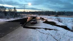 إجلاء العشرات إثر انهيارات أرضية في ولاية ألاسكا الأمريكية