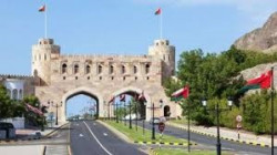 سلطنة عمان تعفي 103 دول من تأشيرة دخول للإقامة 10 أيام دعماً للسياحة