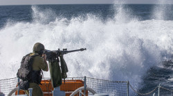 زوارق الاحتلال تستهدف الصيادين في بحر السودانية شمال غزة
