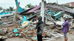 إرتفاع عدد قتلى زلزال جزيرة سولاويسى باندونيسيا إلى 34 قتيلاً