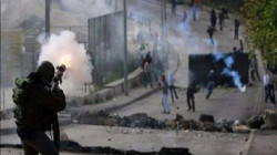 إصابة إمراة بقنبلة غاز والعشرات بالاختناق في اعتداء للاحتلال بالضفة المحتلة