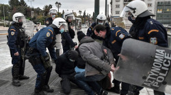 الشرطة الهولندية تواصل قمعها المظاهرات الاحتجاجية وتعتقل العشرات