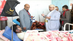 رئيس هيئة الزكاة يتفقد مصابي حادث انفجار خزاني محطة غاز بالبيضاء