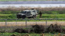 الاحتلال يستهدف المزارعين والصيادين بالرصاص ويعتقل مواطنا في غزة