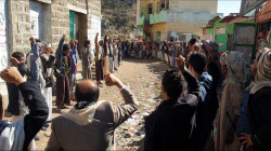 وقفة في مزهر بريمة للتنديد بالقرصنة البحرية لدول العدوان