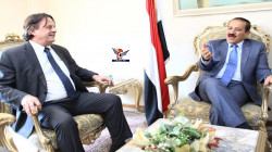 وزير الخارجية يلتقي الممثل المقيم الجديد للأمم المتحدة باليمن