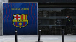 الشرطة الإسبانية تنفذ اعتقالات أثناء تفتيش لمقر نادي برشلونة