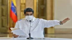 مادورو يتلقى الجرعة الأولى من اللقاح الروسي 