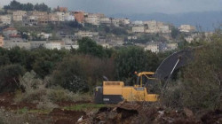 سلطات الاحتلال الإسرائيلي تجرف أراضي زراعية في الضفة الغربية المحتلة