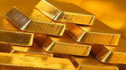 تراجع أسعار الذهب بفعل تفضيل الدولار كعملة ملاذ آمن