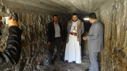 محافظ صنعاء يتفقد الأعمال الطارئة لرفع المخلفات وفتح العبارات