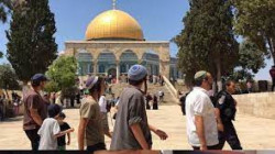 عشرات المستوطنين الصهاينة يجددون اقتحام الأقصى المبارك