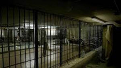مقتل سجين وإصابة ضابط في حادث احتجاز رهائن داخل سجن أمريكي