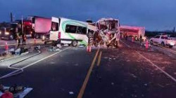 مصرع 16 شخصاً في تصادم حافلتين شمال المكسيك