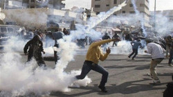 إصابة عشرات الفلسطينيين بالاختناق خلال قمع الاحتلال مسيرة في الضفة المحتلة