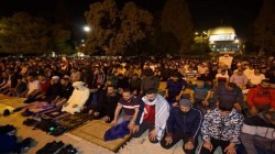 نحو 75 ألفا مصل يؤدون 