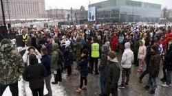 تفريق تجمعات لمحتجين على قيود كورونا في فنلندا وبلجيكا