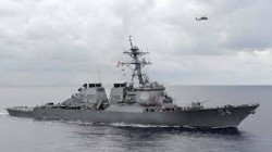 سفينة حربية أمريكية تعبر مضيق تايوان والصين تتهم أمريكا بتهديد السلم