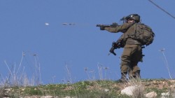 إصابة عشرات الفلسطينيين بالرصاص الحي والمطاط خلال مواجهات جنوب نابلس