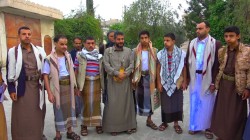 محافظ ذمار يستقبل أربعة أسرى محررين