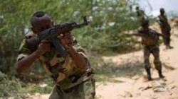 الجيش الصومالي يعلن مقتل قيادي بارز و30 عنصراً من حركة الشباب