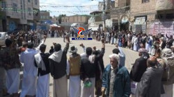 Stands de Masse dans la capitale et les gouvernorats  condamnent l'interdiction du régime saoudien d'accomplir le Hajj