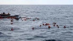 عودة 3 مهاجرين سوريين سباحة إلى الأراضي التركية من اليونان
