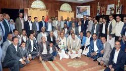 وزير الاتصالات ونائبه يتفقدان مستوى الانضباط الوظيفي