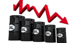 إنخفاض أسعار النفط وخام برنت يهبط إلى أقل من 75 دولار للبرميل