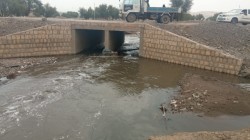 عُباد يفتتح قناة تصريف مياه في بني جرموز بمديرية بني الحارث